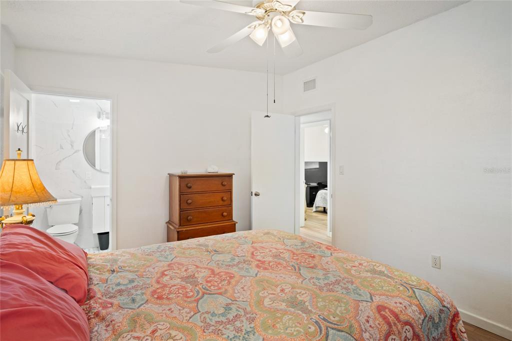 1840 N POWERS DRIVE gallery image #17