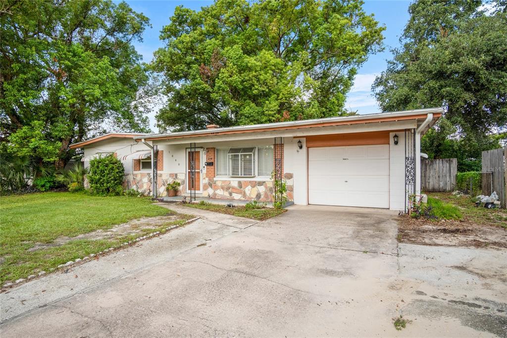 1840 N POWERS DRIVE gallery image #2