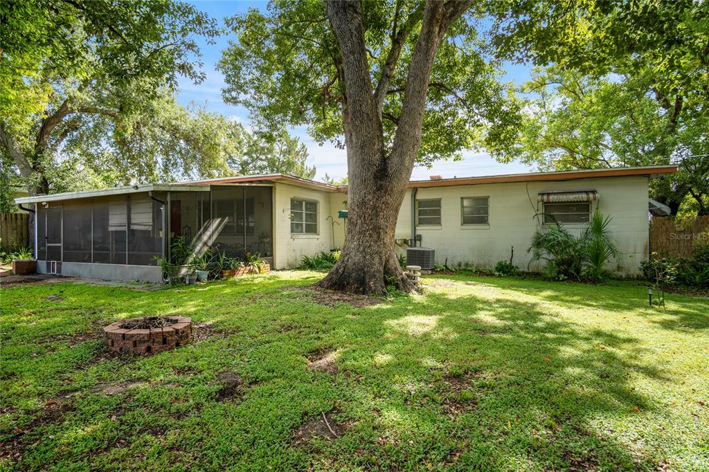 1840 N POWERS DRIVE gallery image #31