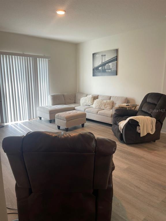 320 LIBERTY BOULEVARD gallery image #19