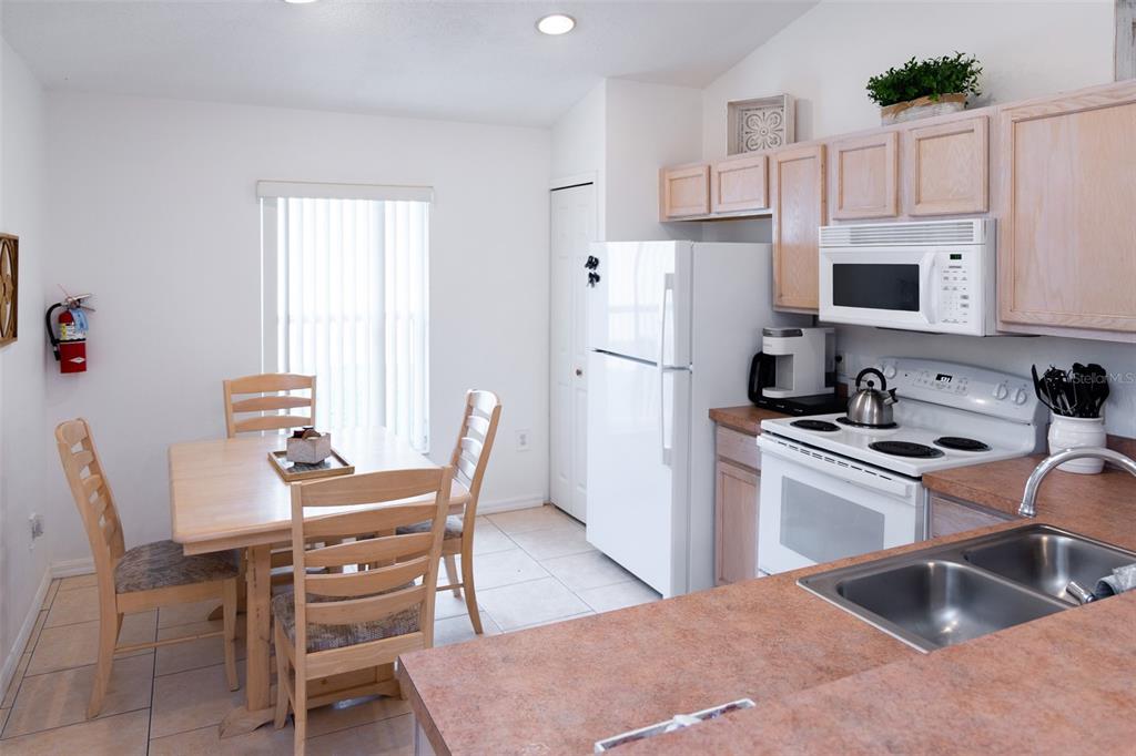 128 PINE CONE DRIVE gallery image #8
