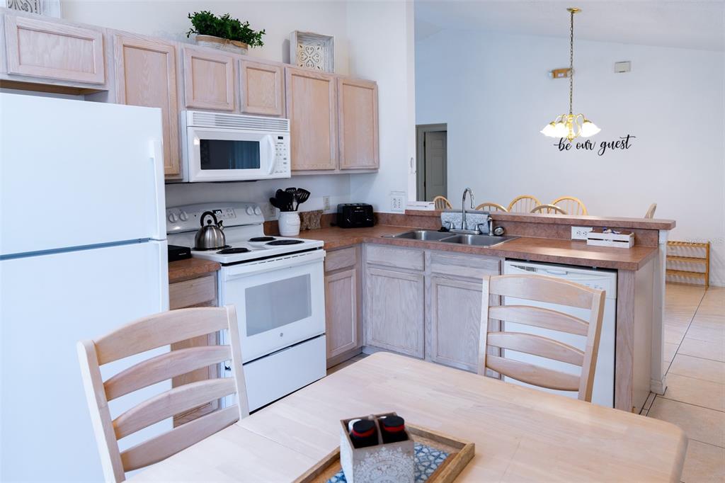 128 PINE CONE DRIVE gallery image #9