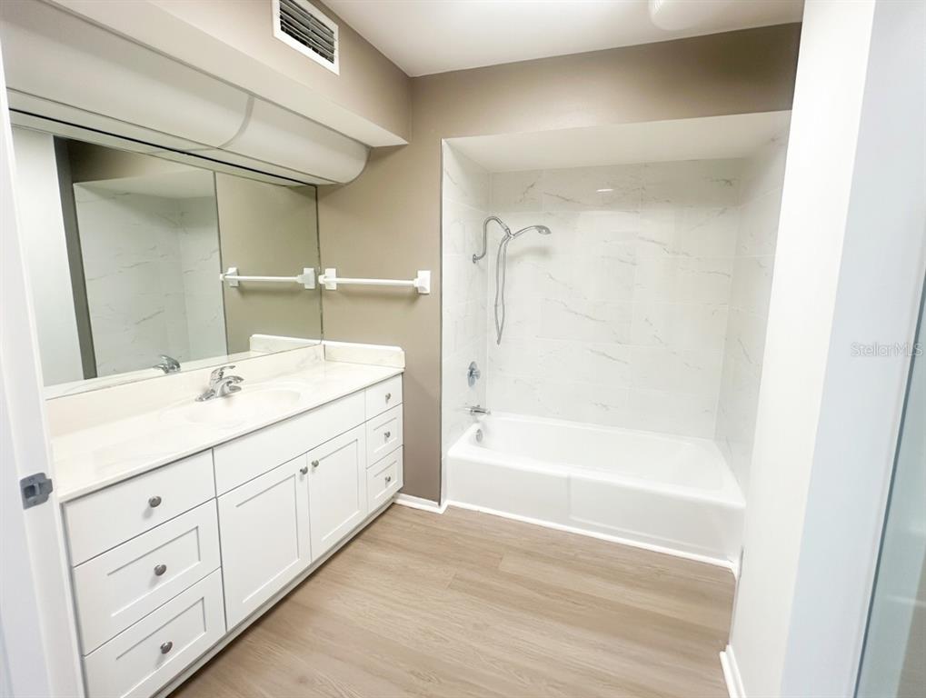 3280 SOUTHFIELD LANE UNIT 804