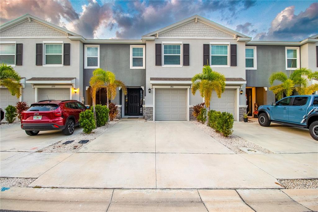 2801 MIDNIGHT PEARL DRIVE