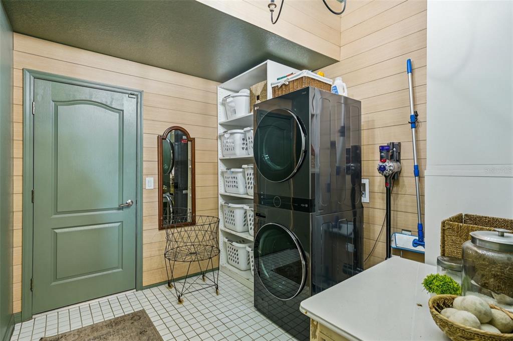 11325 HIDDEN VALLEY LANE gallery image #29