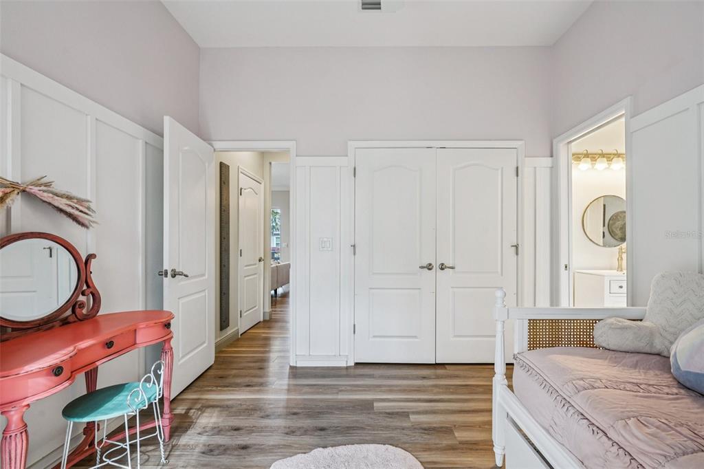 11325 HIDDEN VALLEY LANE gallery image #40