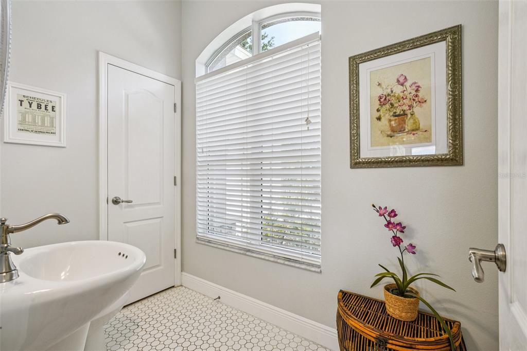 11325 HIDDEN VALLEY LANE gallery image #51