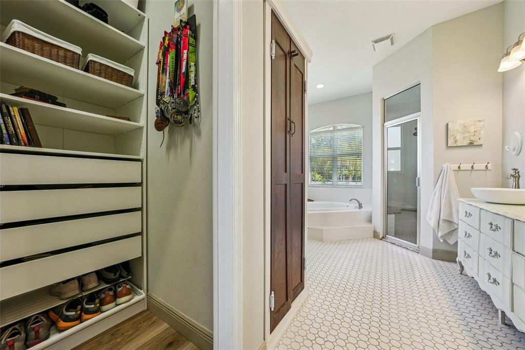 11325 HIDDEN VALLEY LANE gallery image #59