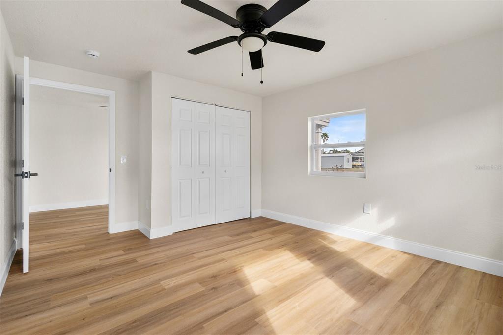 13804 VICTOR AVENUE gallery image #15