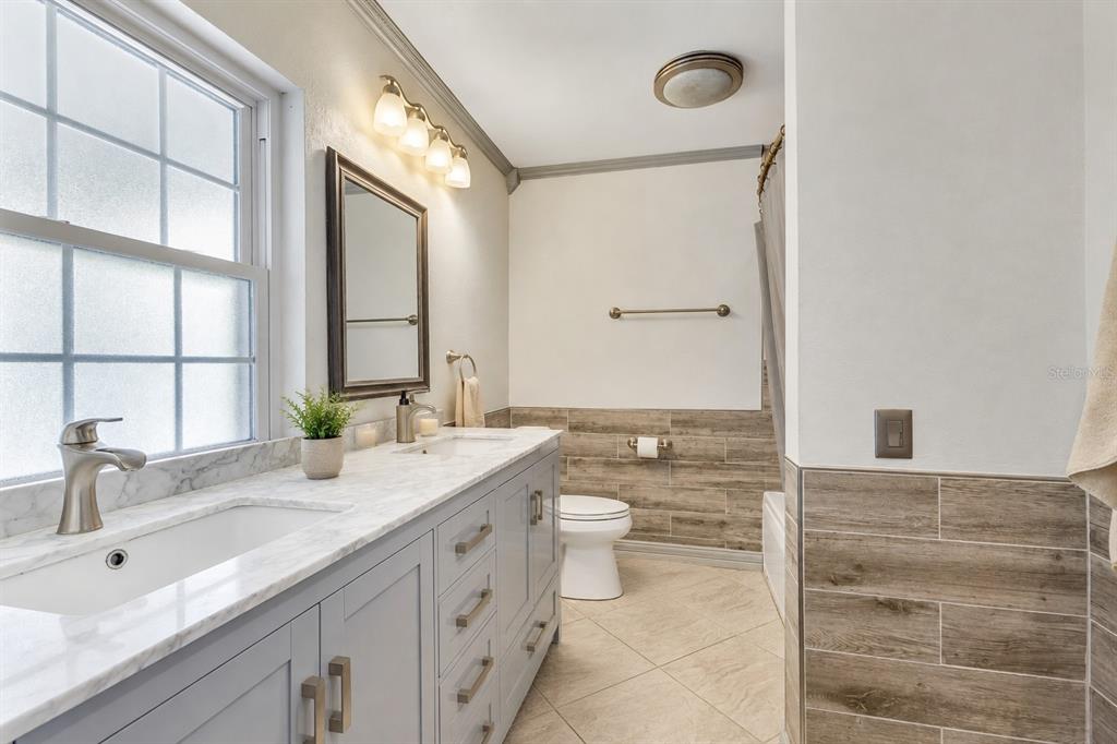 811 FAIRLINGTON DRIVE gallery image #16