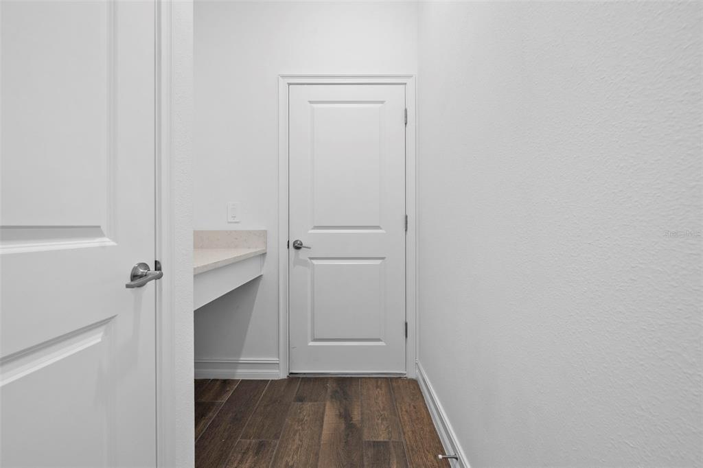 4898 SOUTHERN VALLEY LOOP gallery image #57