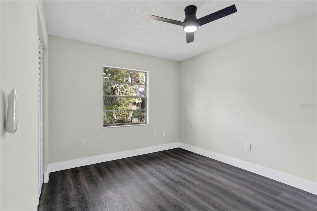 5014 BARRINGTON CIRCLE UNIT 21