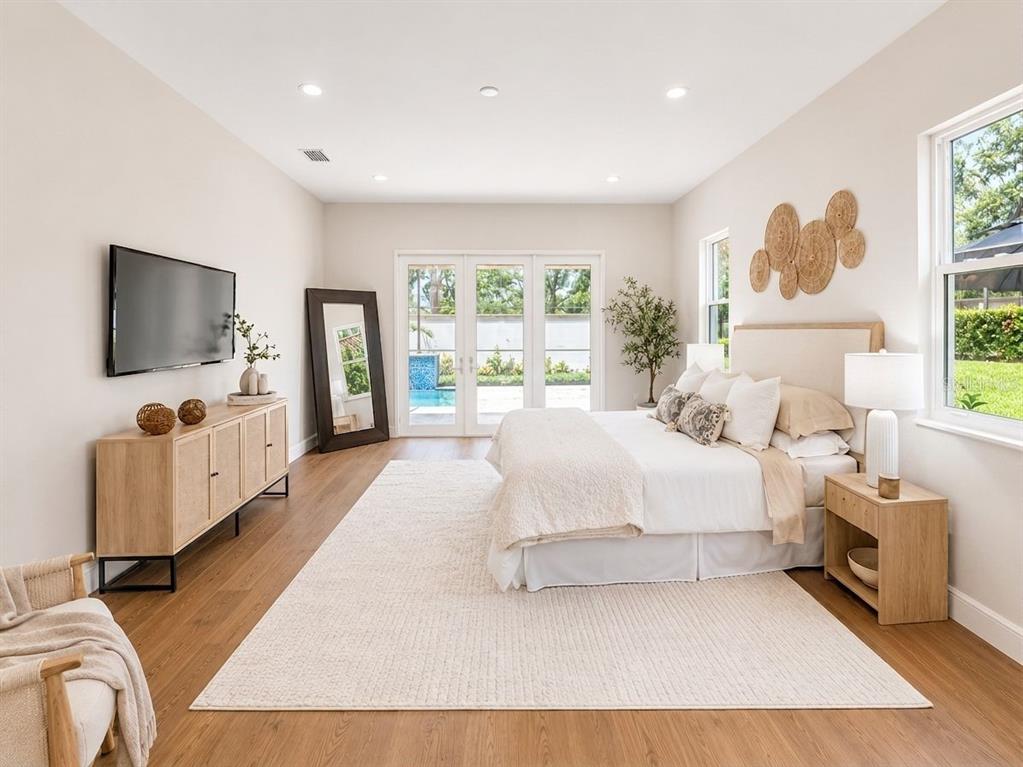 10700 PONTOFINO CIRCLE gallery image #26