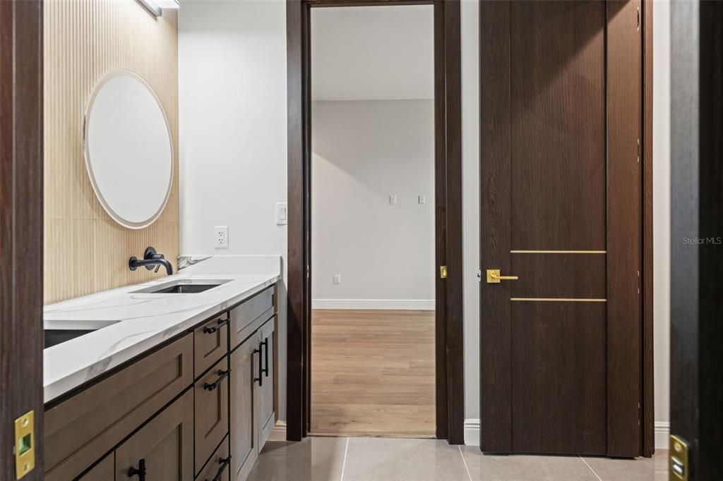 10700 PONTOFINO CIRCLE gallery image #46