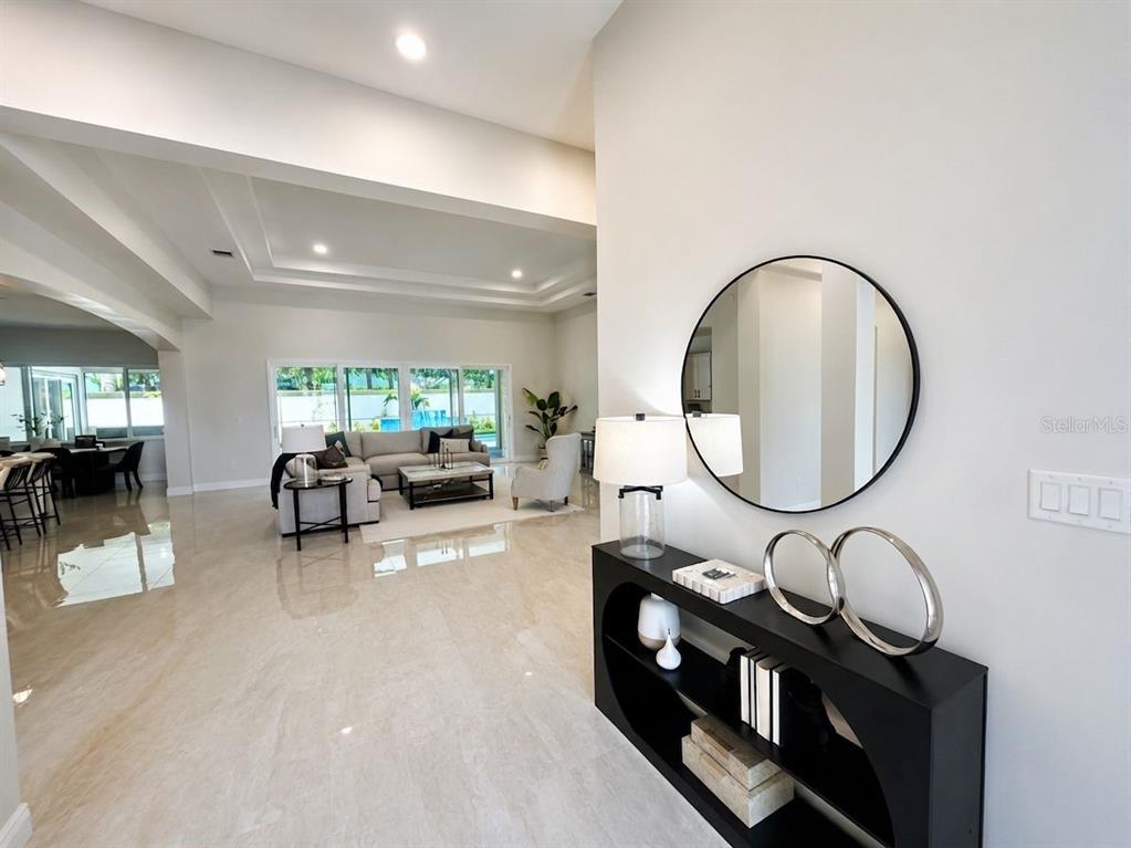 10700 PONTOFINO CIRCLE gallery image #7