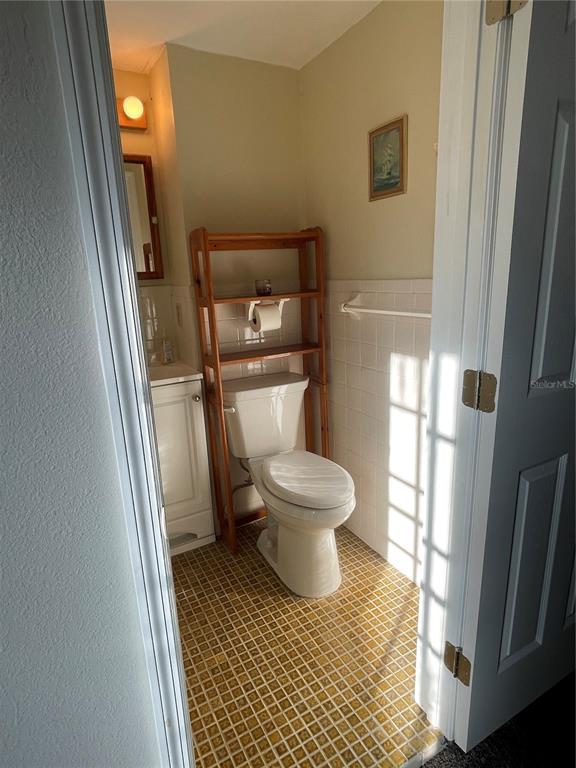 7601 HATTERAS DRIVE gallery image #18