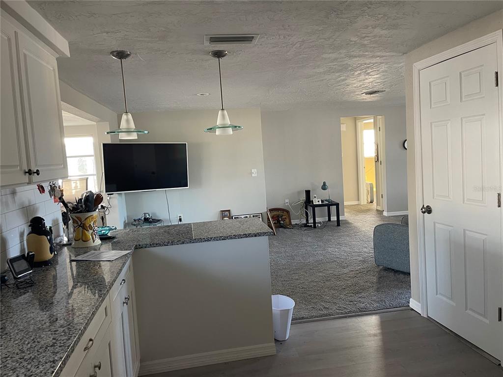7601 HATTERAS DRIVE gallery image #9