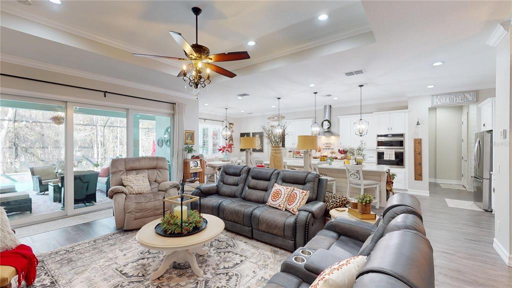 4801 MAJESTIC HILLS LOOP gallery image #21