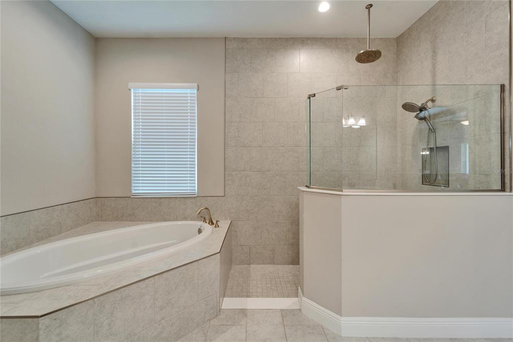 14239 SWISS BRIDGE DRIVE gallery image #29