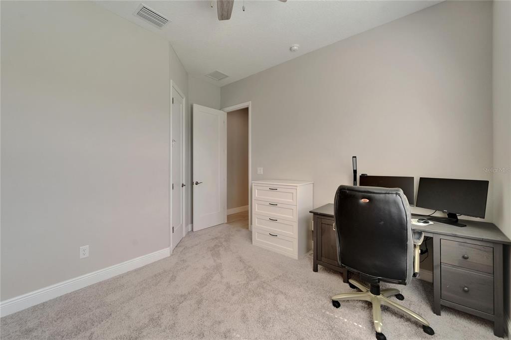 14239 SWISS BRIDGE DRIVE gallery image #38