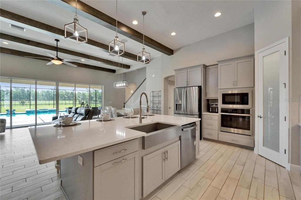 14239 SWISS BRIDGE DRIVE gallery image #4