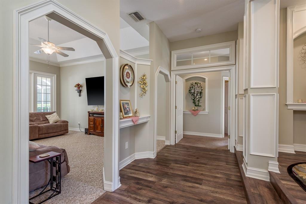 6207 CLAIRE DE LUNE COURT gallery image #10