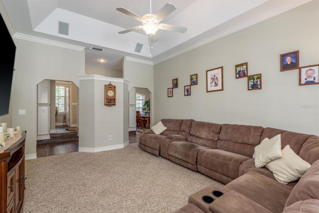 6207 CLAIRE DE LUNE COURT gallery image #13