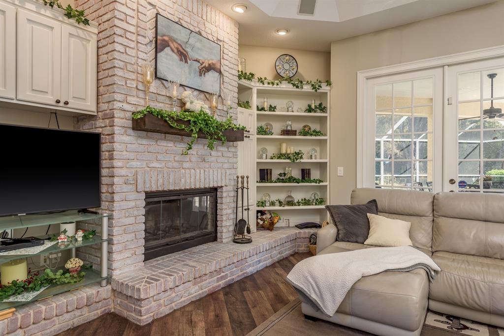 6207 CLAIRE DE LUNE COURT gallery image #19