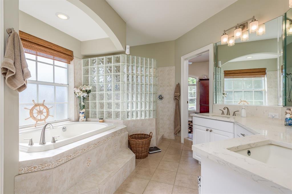6207 CLAIRE DE LUNE COURT gallery image #30