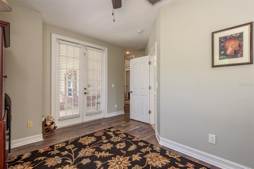 6207 CLAIRE DE LUNE COURT gallery image #34
