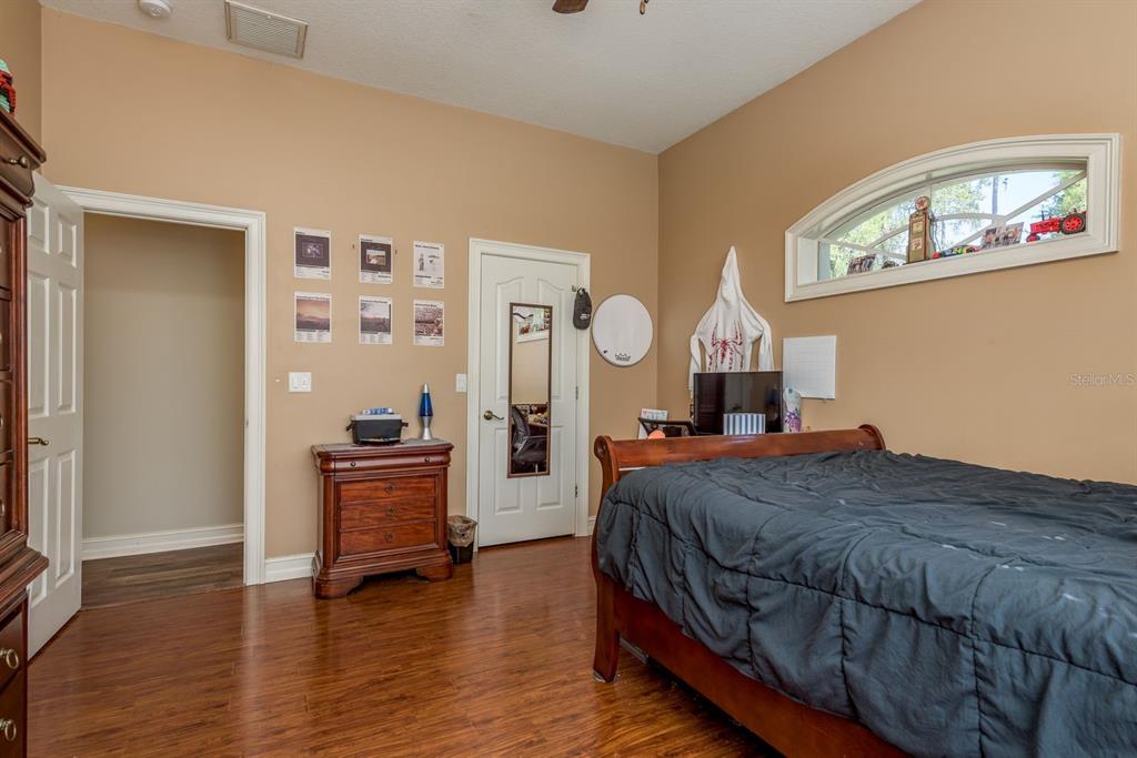 6207 CLAIRE DE LUNE COURT gallery image #43