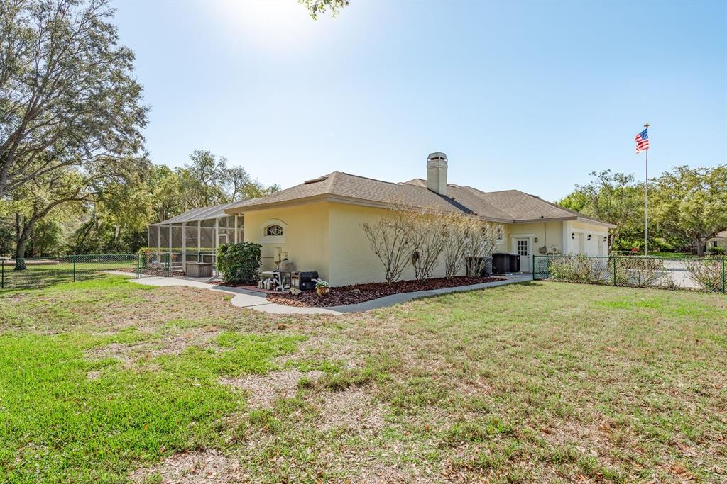 6207 CLAIRE DE LUNE COURT gallery image #58
