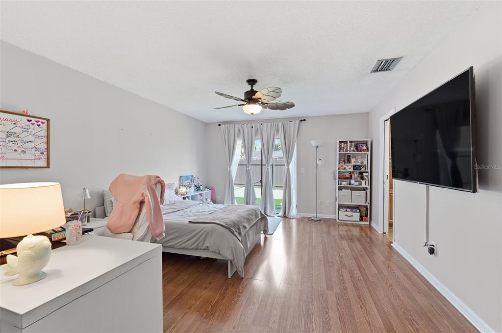 12935 RAIN FOREST STREET gallery image #21