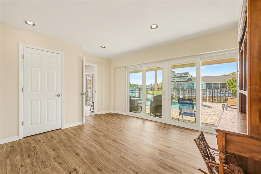 6340 SPOONBILL DRIVE gallery image #4