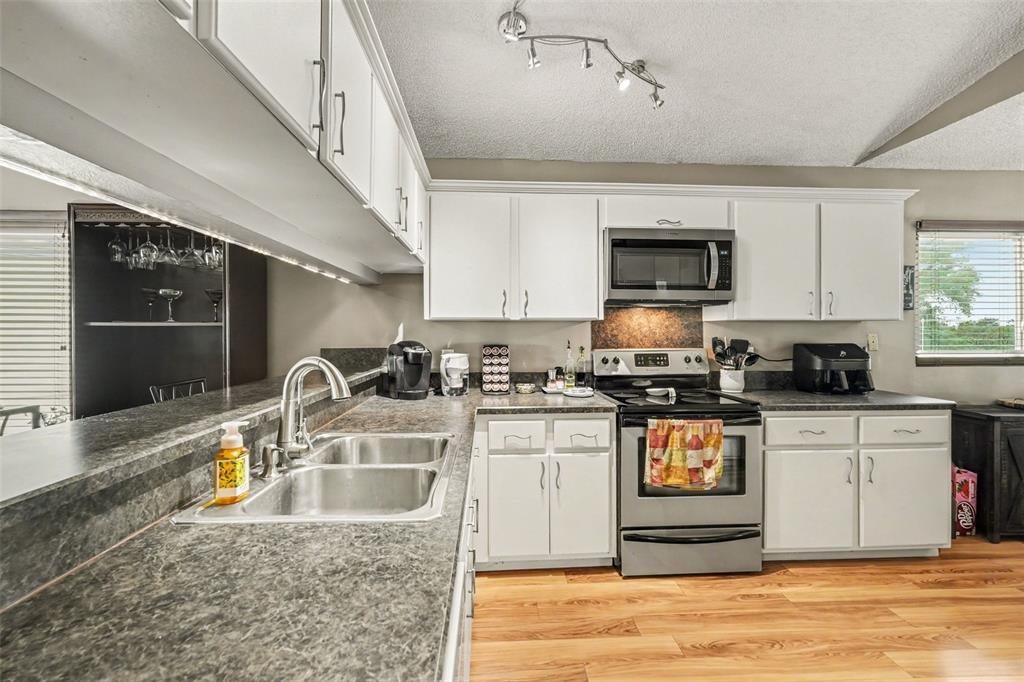 6340 SPOONBILL DRIVE gallery image #6