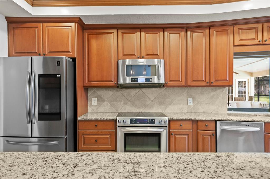 11504 MOFFAT PLACE gallery image #13