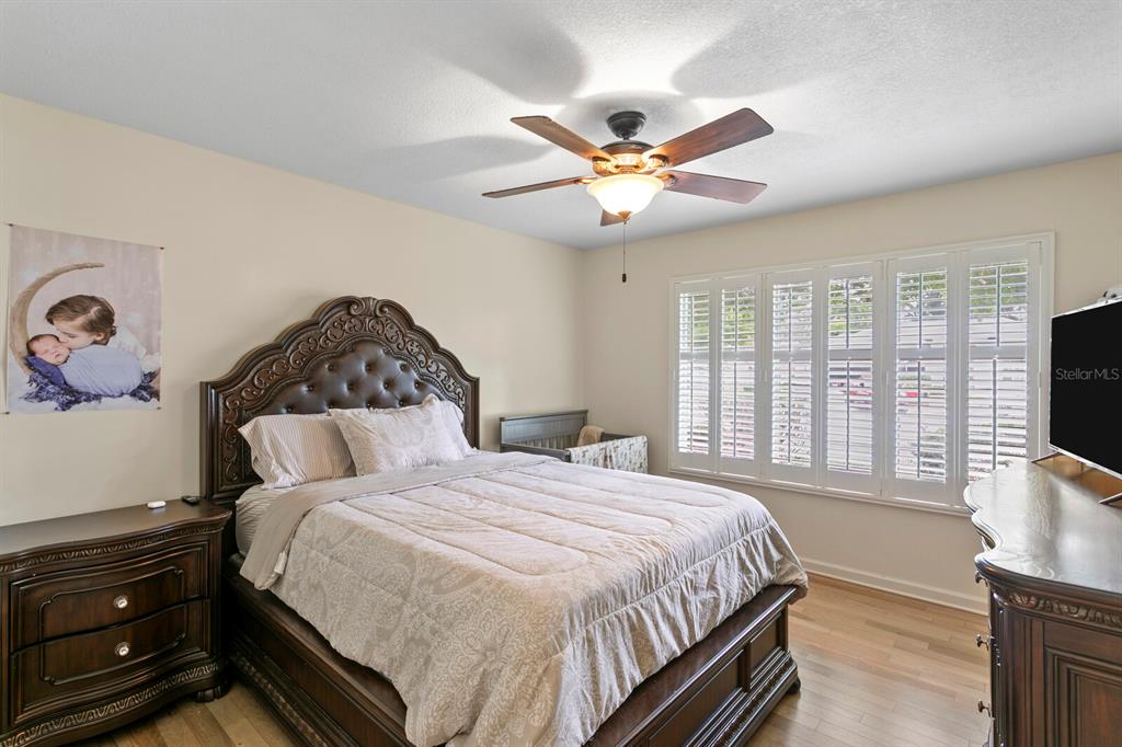 11504 MOFFAT PLACE gallery image #28