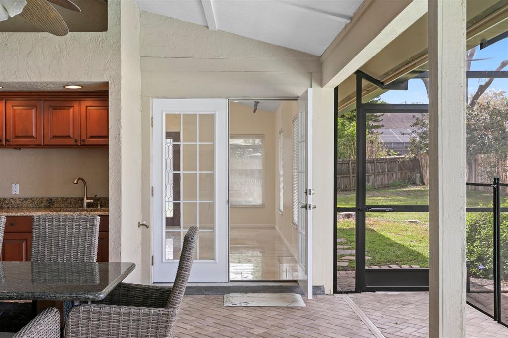 11504 MOFFAT PLACE gallery image #35
