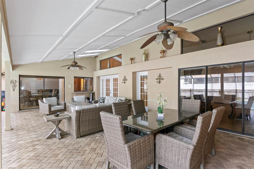 11504 MOFFAT PLACE gallery image #40