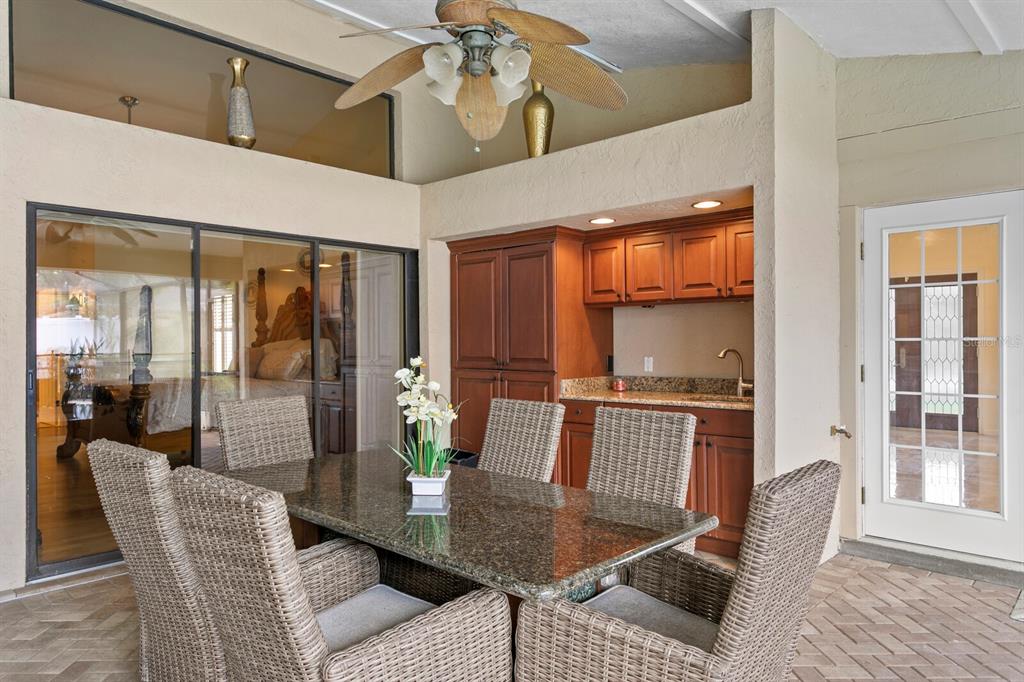 11504 MOFFAT PLACE gallery image #41