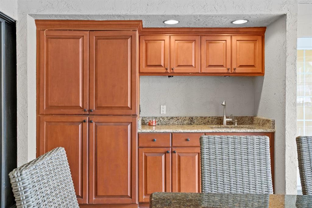 11504 MOFFAT PLACE gallery image #42