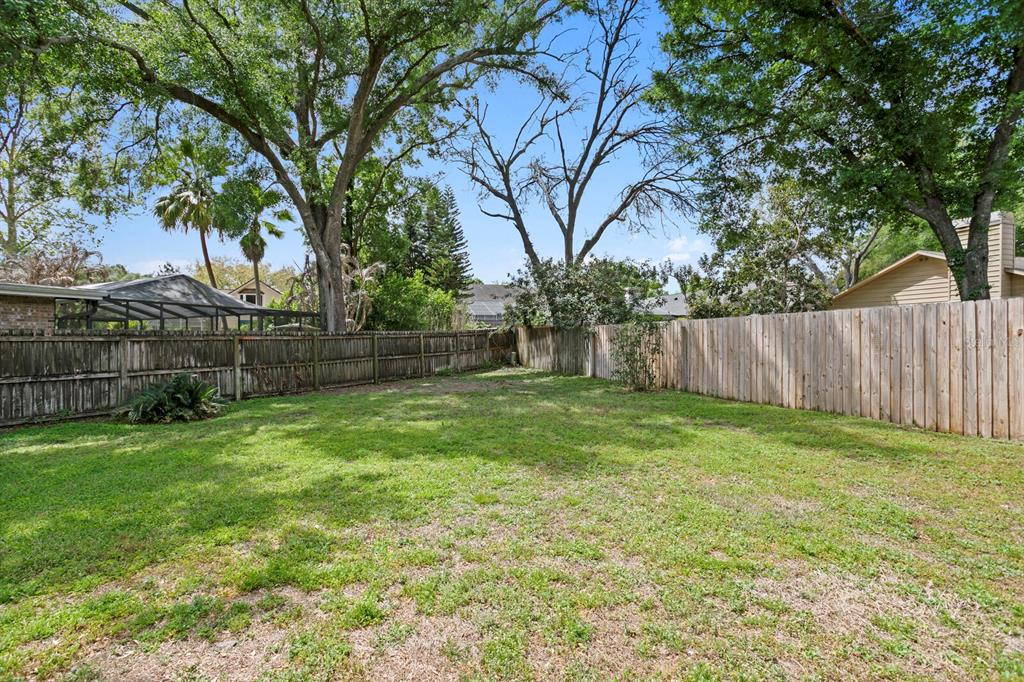 11504 MOFFAT PLACE gallery image #48
