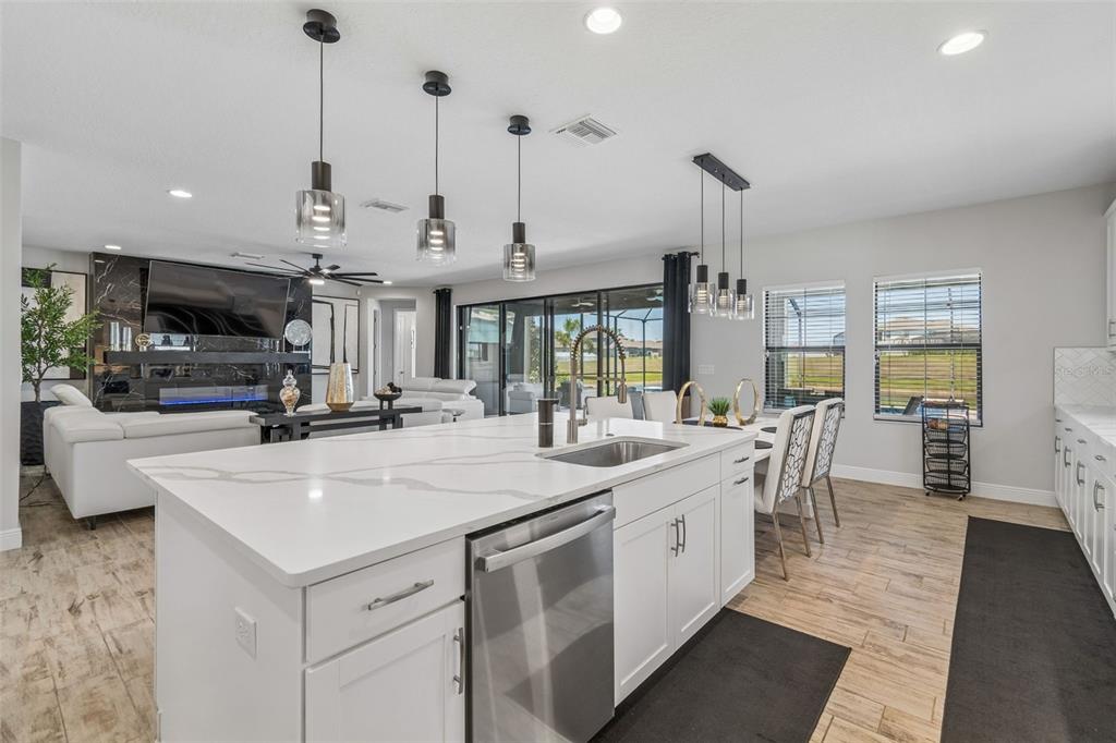 13154 TWIN BRIDGES DRIVE gallery image #20