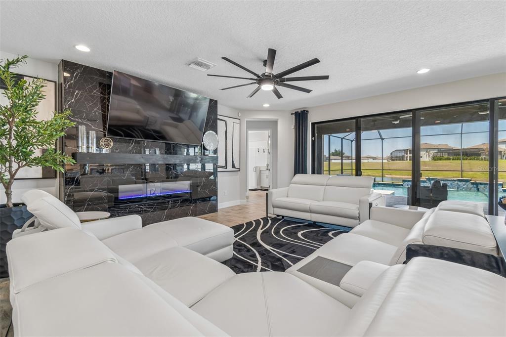 13154 TWIN BRIDGES DRIVE gallery image #27
