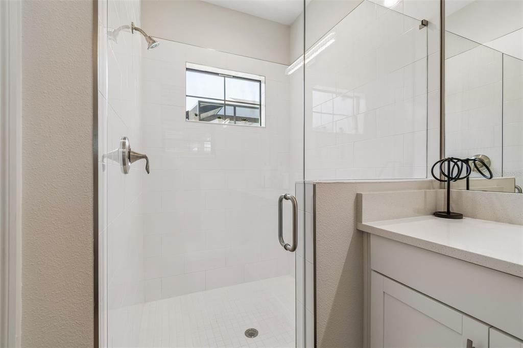 13154 TWIN BRIDGES DRIVE gallery image #36