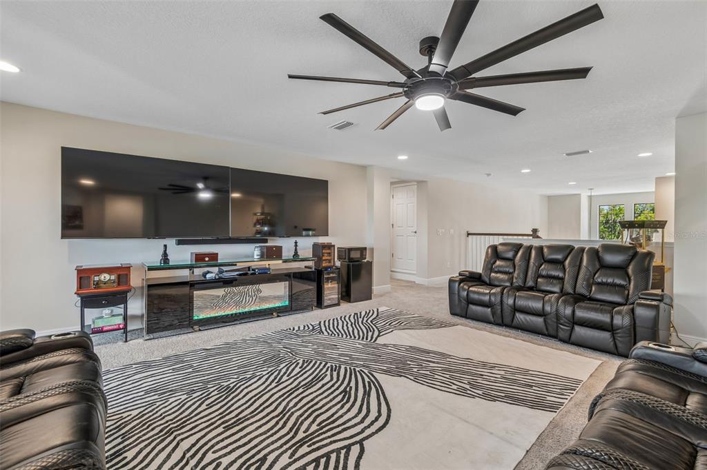 13154 TWIN BRIDGES DRIVE gallery image #41