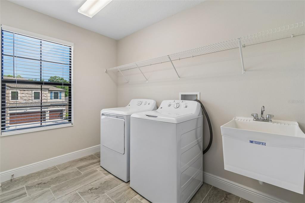 13154 TWIN BRIDGES DRIVE gallery image #77