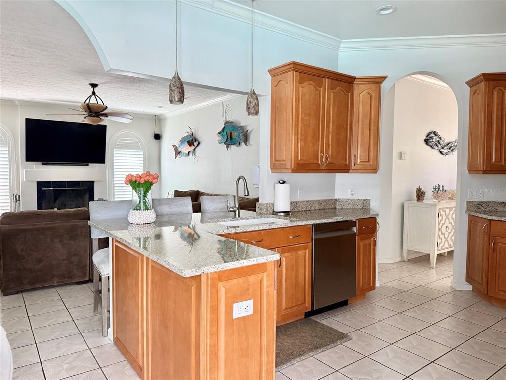 6326 N QUEENSWAY DR gallery image #21