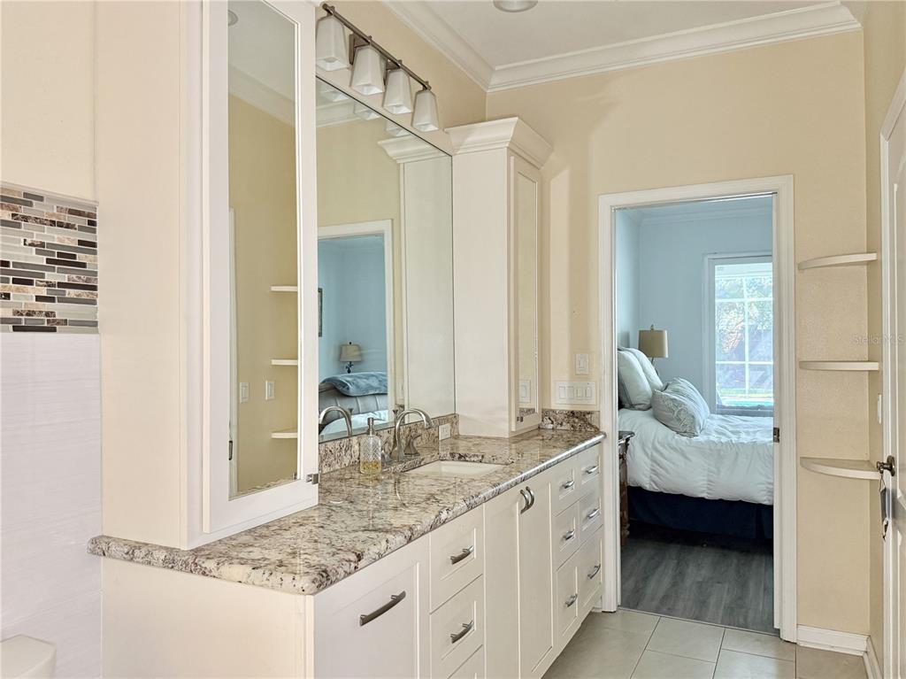 6326 N QUEENSWAY DR gallery image #35