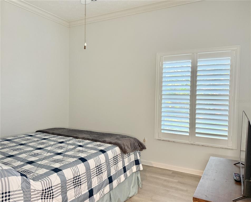 6326 N QUEENSWAY DR gallery image #37
